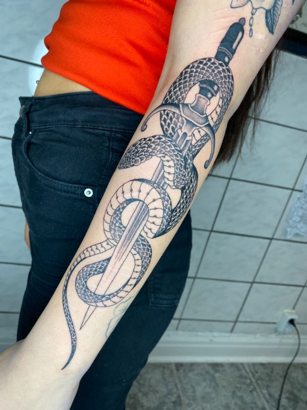 Snake knife